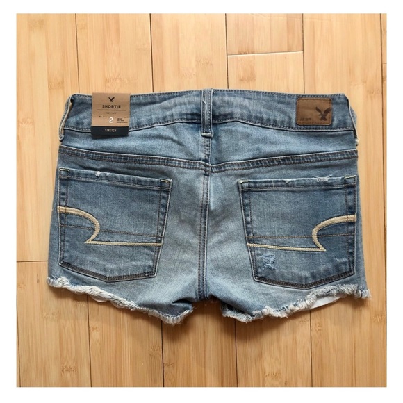 NWT American Eagle Shortie Low Rise Shorts w/ Scalloped Eyelet Trim - Picture 2 of 4